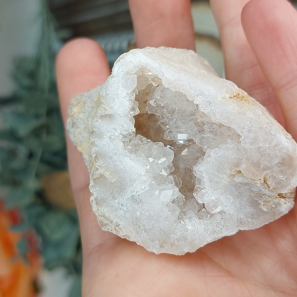 Oco Geode Quartz crystal Geode Agate Natural Crystal Decor - Picture 1 of 12